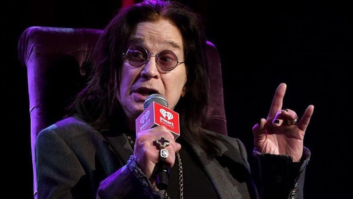 Ozzy Osbourne Caught Camera Running Without Sticks In LA