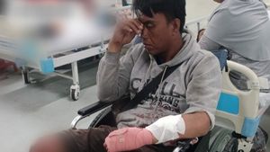 Jukir Liar Dibacok Celurit Gegara Tinggali Temannya di Jalan