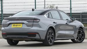 Ford Mondeo Facelift Resmi Meluncur, Siap Jadi Penantang Kuat Toyota Camry