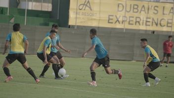 غير راض عن تكيف المنتخب الوطني في دبي، شين تاي يونغ: بعض اللاعبين يتحركون بعد فوات الأوان