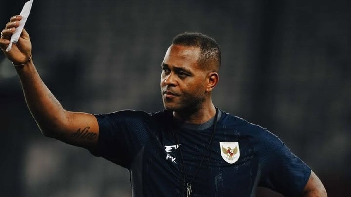 帕特里克·克鲁维特(Patrick Kluivert)在未能将印度尼西亚带到2026年世界杯后公开信:准备好承担责任