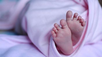  タラカンカルタラで2日の赤ちゃんがcovid-19を確認