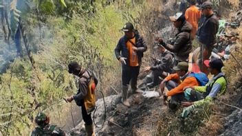 Le parc national de Bromo Tengger Semeru, 25 pompiers déployés