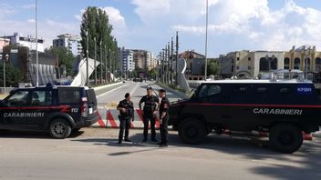 25 Pasukan Penjaga Perdamaian NATO Terluka dalam Bentrokan dengan Pengunjuk Rasa Serbia di Kosovo