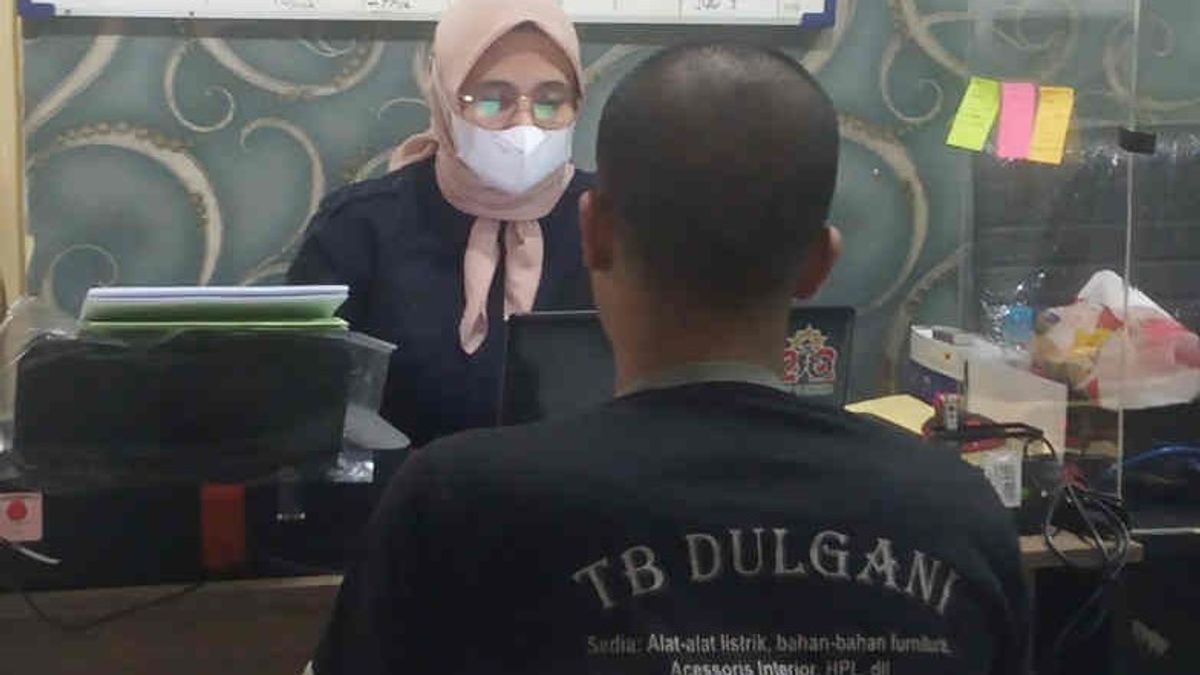 Polisi Tangkap Pengajar di Cirebon yang Cabuli Anak Didik Berulang Kali