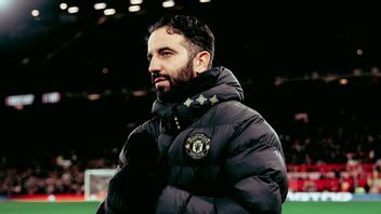 Ruben Amorin insists some of MU's pillar players are still absent when facing Leeds United