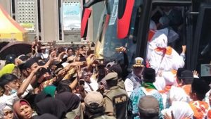 Puluhan Calon Jemaah Haji Asal Sukabumi Gagal Berangkat karena Usia di Atas 65 Tahun