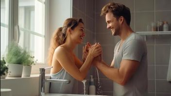 4 Alasan Pasutri Harus Cuci Tangan Sebelum Berhubungan Seksual