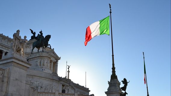 Upaya Mencari Pembawa COVID-19 ke Italia