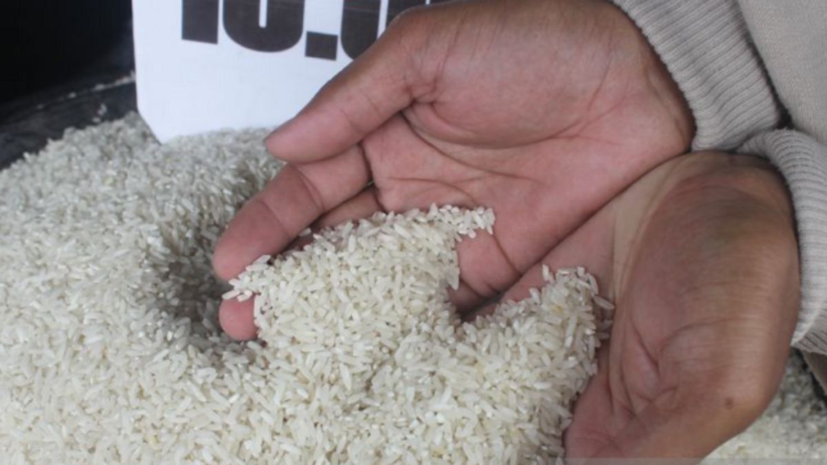 inang à subang : le groupe de travail sur l’alimentation de la police de l’entrepôt au bureau de l’affaire du riz d’Oplosan