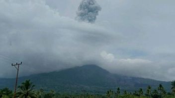 Gunung Lewotobi Laki-laki 3 Kali Erupsi hingga Sabtu Siang