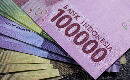 Rupiah Perkasa di Akhir Pekan, Menguat 0,1 Persen ke Rp15.400 per Dolar AS