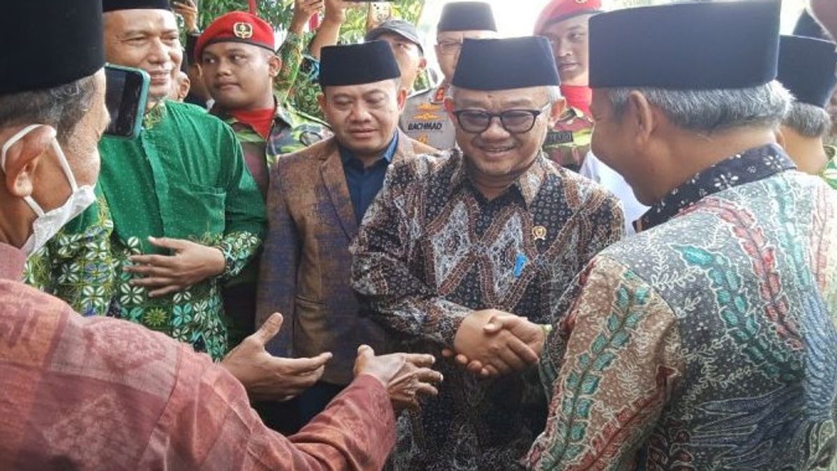 Abdul Mu'ti Tegaskan Kebijakan WFH Bukan Karena Krisis