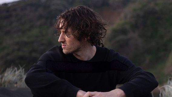 Dean Lewis Umumkan Album The Epilogue Deluxe dan Single Anyar, <i>With You</i>