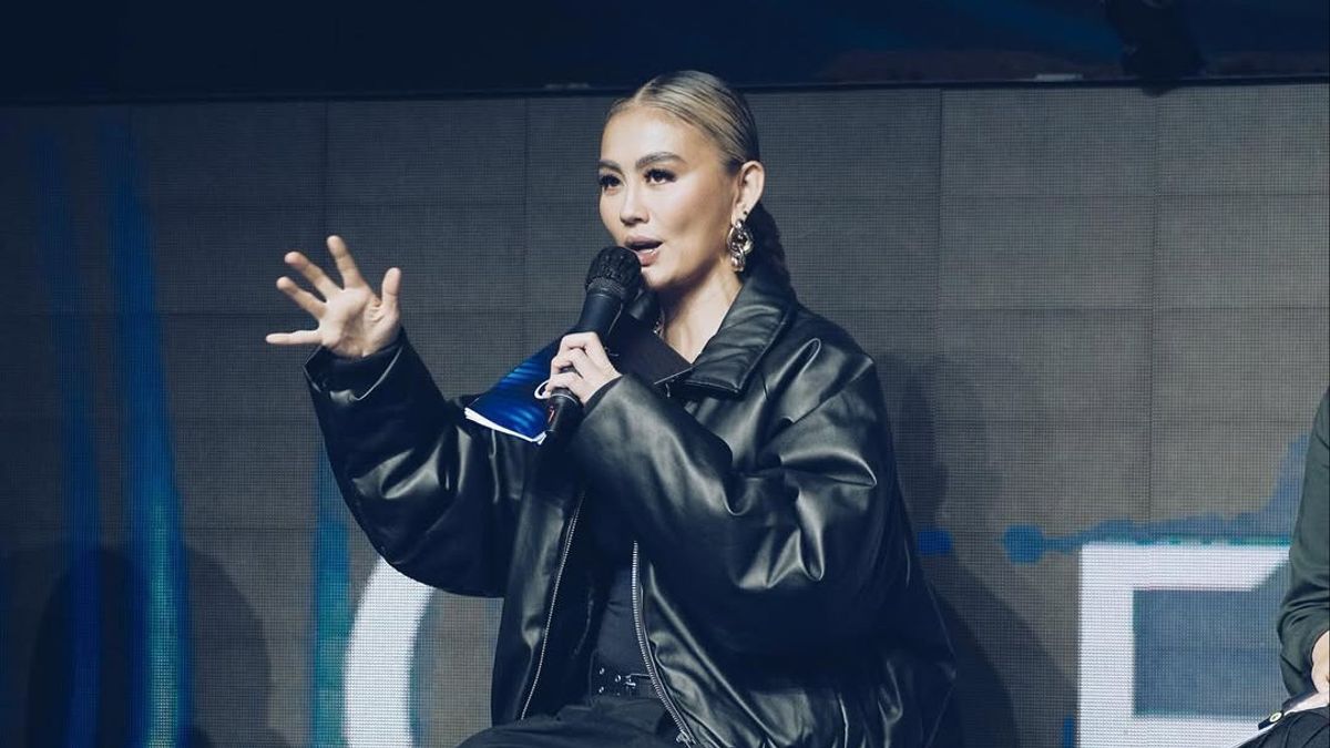 Agnez Mo Sambangi Kementerian Hukum untuk Diskusi Undang-Undang Hak Cipta