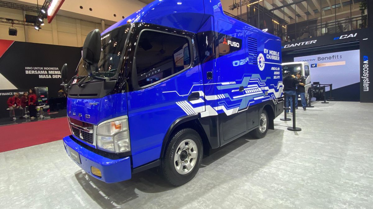 Inovasi Baru Mitsubishi Fuso, Perkenalkan Ekosistem Pendukung Truk Listrik eCanter di GIIAS 2025