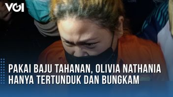 VIDEO: Tertunduk Pakai Baju Tahanan, Olivia Nathania Digelandang ke Sel