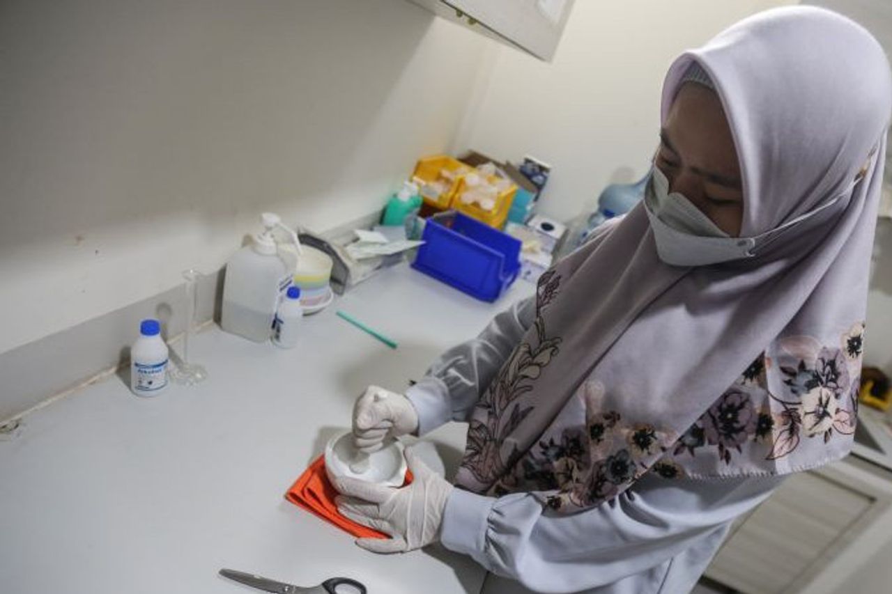 نصائح من طبيب متخصص: Puyer Medicine يضيف محلول العسل بحيث يرغب الأطفال في تناول الأدوية