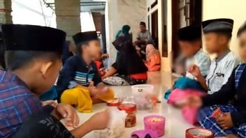 Action Of Underage Children Smoking During Eid