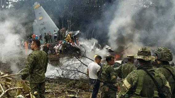 コロンビア軍ヘラクレスが墜落、66人死亡