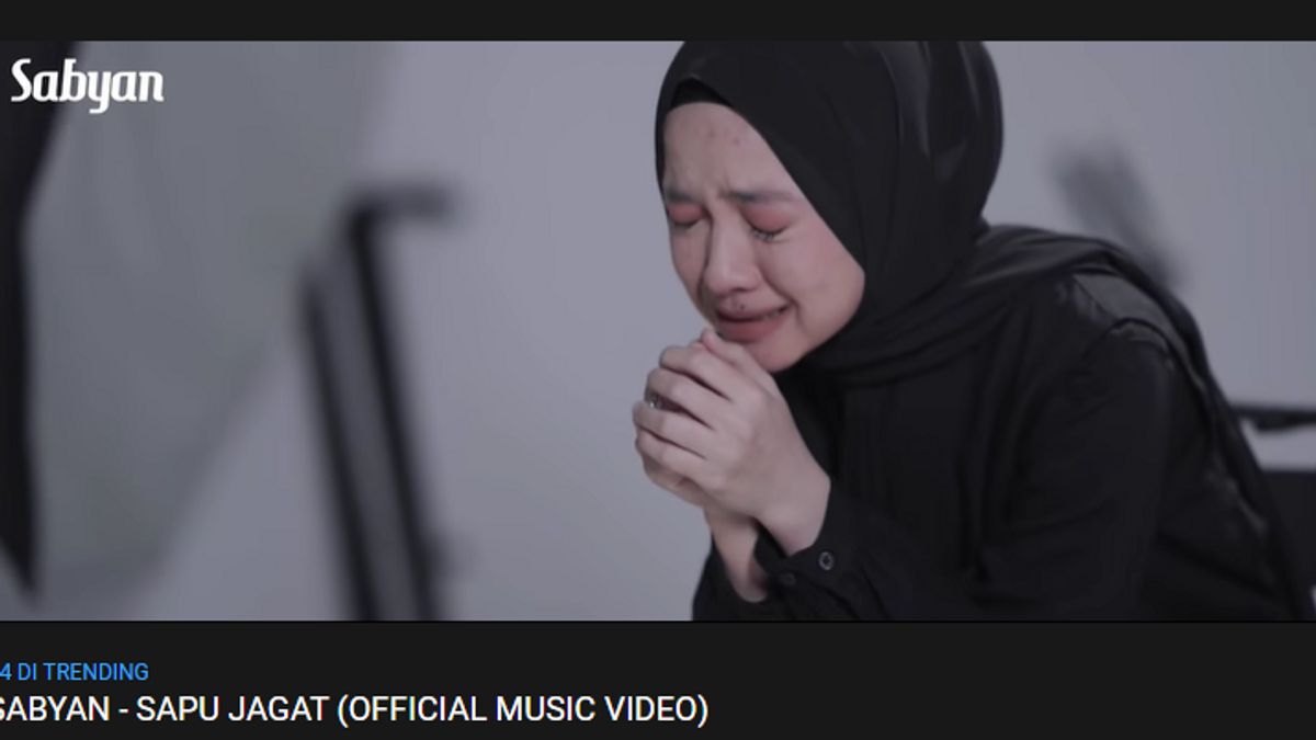 After The News Of The Affair, Nissa Sabyan Released A Religious Single, The Lyrics Became The Spotlight Of Netizens