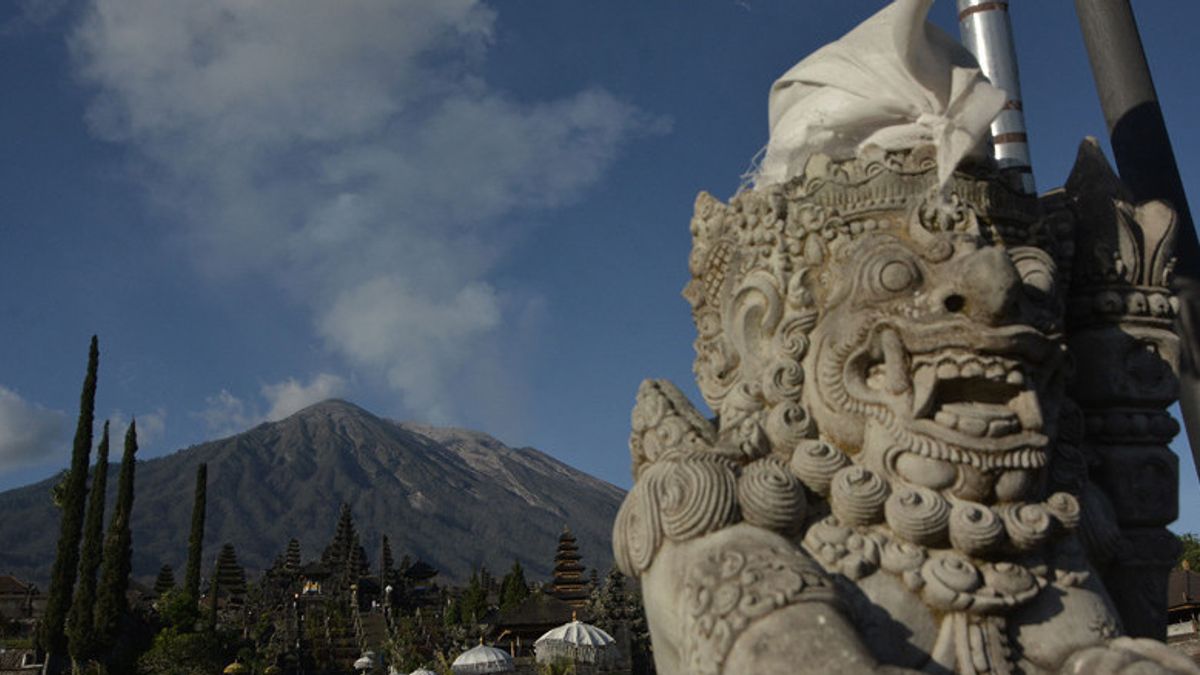 Wayan Koster Bans Climbing Throughout The Mountains In Bali