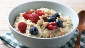 Studi Ungkap Oatmeal Terbukti Turunkan Kolesterol Jahat hingga 10 Persen