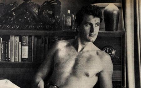 Rock Hudson, Bintang Hollywood Homoseksual Pertama yang Meninggal Karena AIDS