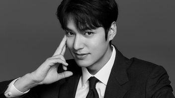 Lee Min-ho Menonton Film Bersama Yeonwoo, Pacaran?