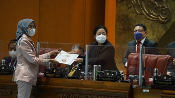众议院议长潘：民主党公开听取TPKS法案的意见