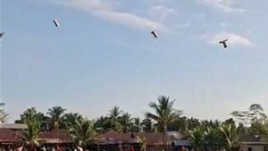 Warga Aceh Timur Sambut Gembira Bantuan “Helibox