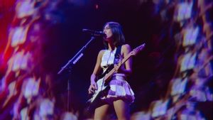 NIKI Kembali Konser di Jakarta untuk Buzz World Tour Tahun Depan