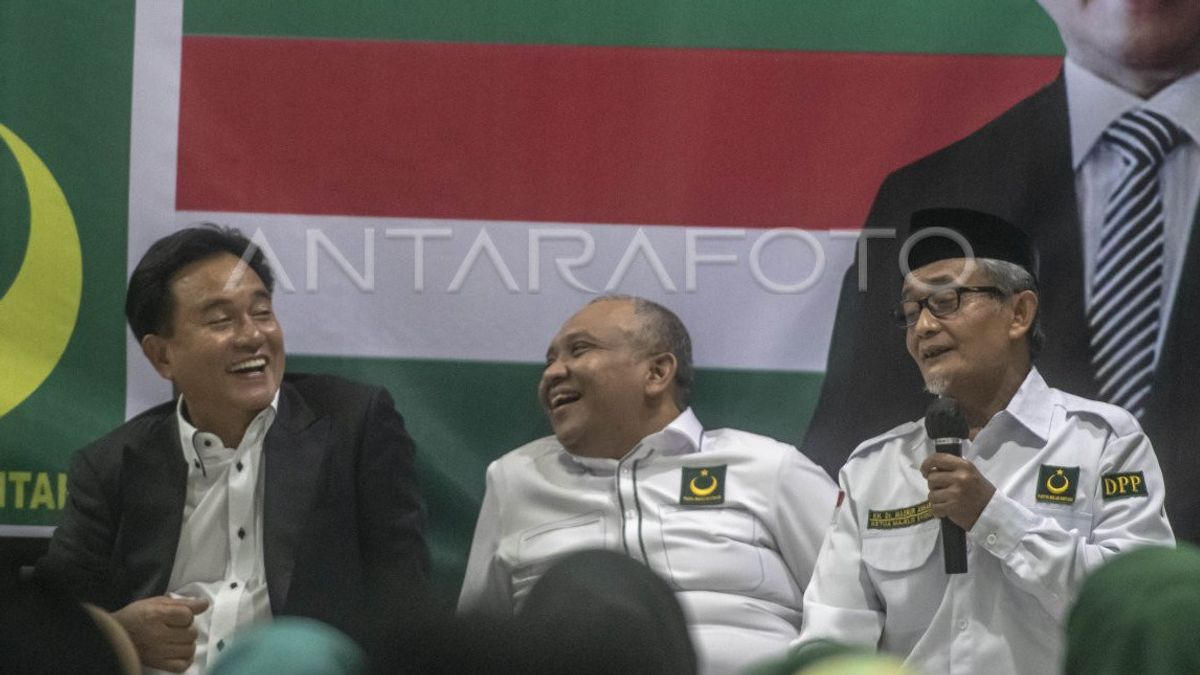 Yusril Ihza Mahendra支持Prabowo Subianto成为总统候选人,尽管他在2019年大选中遭遇了争执