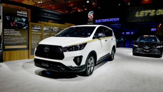 تويوتا Innova 50 سنة الطبعة قد بيعت في 1 ساعة