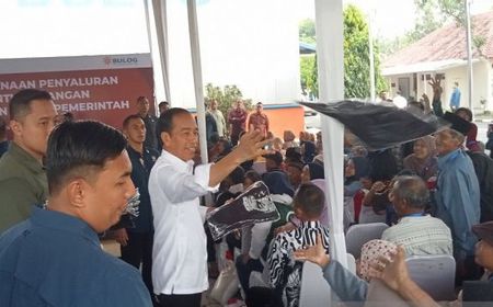 Jokowi Sebut Pembagian Beras Saat Ini Kualitas Premium