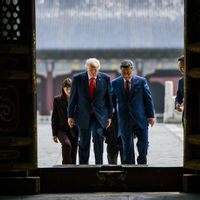 Trump Ingin Hak Veto atas Investasi Rusia dan China di Greenland
