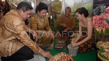 President Of SBY Launches Indonesian Herbal Medicine Awakening In Today's Memory, 27 May 2008