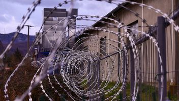 31 People Killed In Clashes, 300 High-Risk Prisoners Moved To Maximum Security Prisons In Ecuador