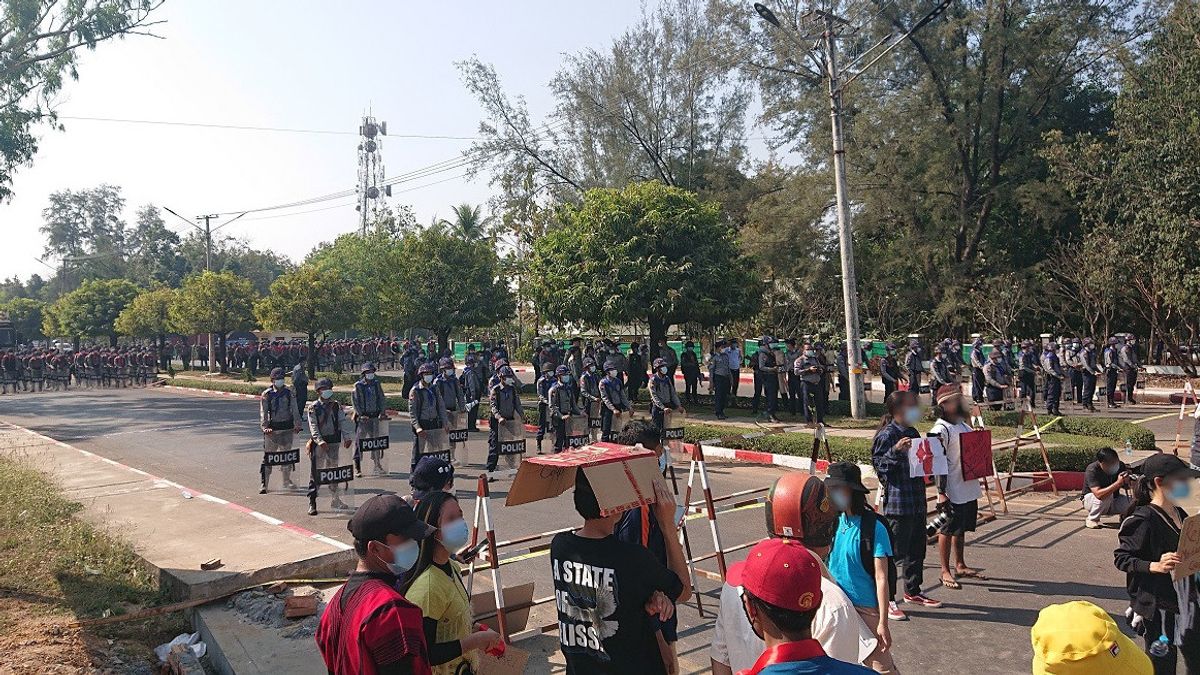 Myanmar Catat Rekor Infeksi COVID-19: Ratusan Komandan Polisi Positif, Puluhan Kota <i>Lockdown</i>