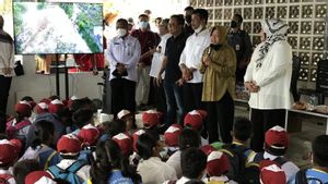 Jawab Kerinduan Anak-anak, Mensos Risma Janji Sediakan Menara Pemancar Sinyal di Pulau Penyangga Kota Batam