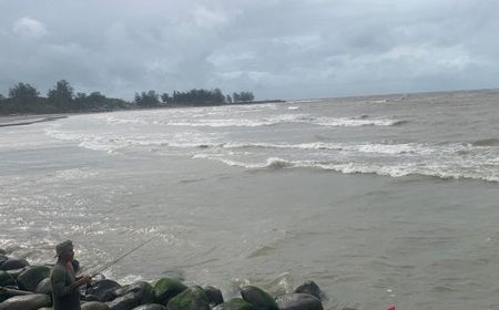 Hujan, Angin Kencang dan Gelombang Tinggi, BPBD Bengkulu Imbau Warga Hindari Kawasan Pantai Panjang