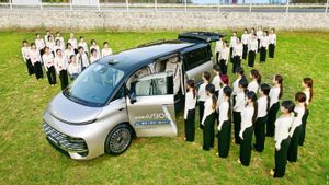 Minivan Geely Galaxy V900 Pecahkan Rekor Dunia Bisa Memuat 42 Orang