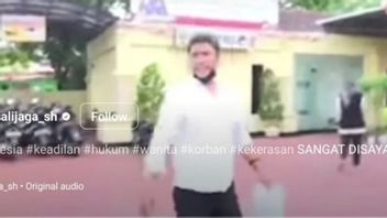 Kembangan Jakbar家庭暴力案的戏剧性事件：记者被要求与树木交谈，警察局长不想吵闹