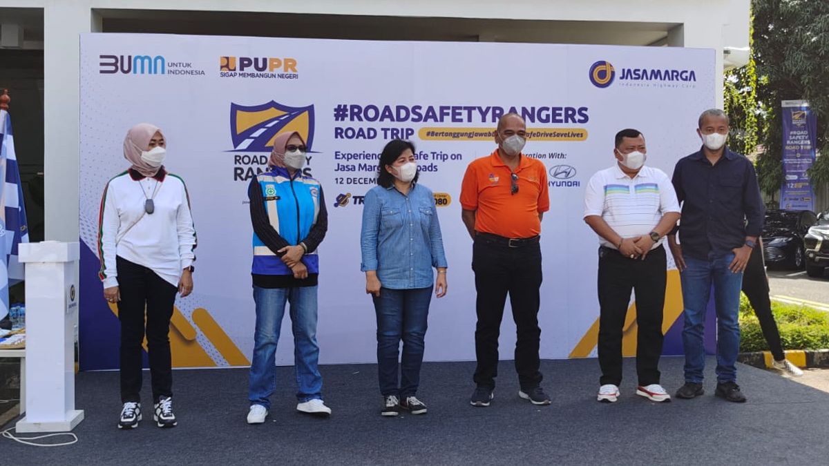 Jasa Marga Campaigns For Driving Safety Ahead Of The Christmas And New Year Holidays