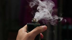 Bukan Alternatif, Vape dan Rokok Sama Bahayanya