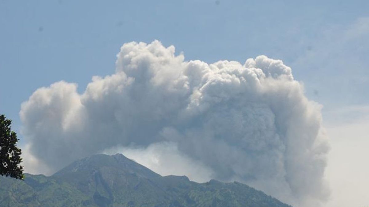 Magelang Regent Asks People To Be Alert, Stay Away From The Peak Of Merapi