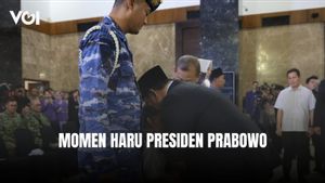 Momen Haru Presiden Prabowo, Peluk dan Cium Putera Prajurit TNI yang Gugur di Lebanon