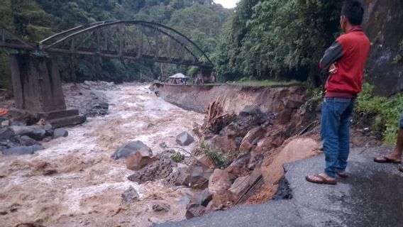 BNPB Rekomendasikan Tutup Tempat Wisata di Sempadan Sungai Kawasan Lembah Anai