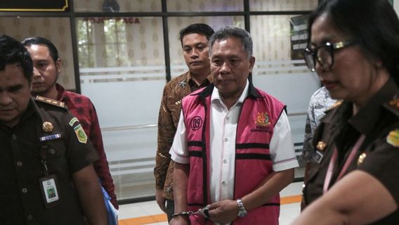 Former West Lombok Regent Becomes Lombok City Center Corruption Suspect