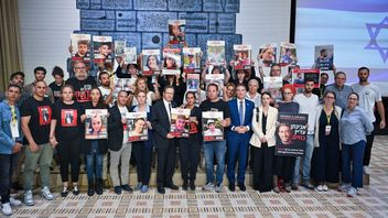 The Hostage Family Worries About The Impact Of Israeli Attacks On Qatar